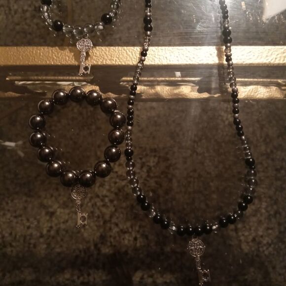 Jewelry bundle of Two - Picture 8 of 16